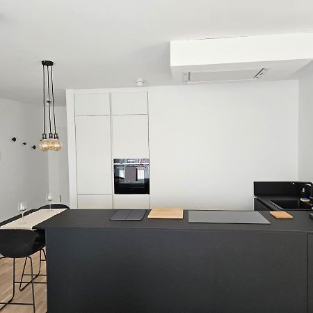 New Spacious Two Bedroom Center With Parking, Near Public Transport ลักเซมเบิร์ก ภายนอก รูปภาพ